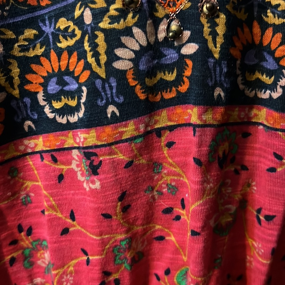 Multicolored Tunic Top - Picture 4 of 6